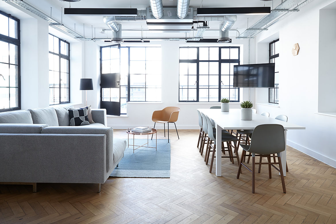 Modern apartment on the bay